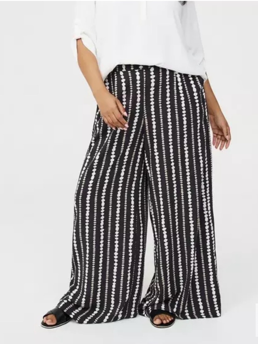 Torrid - High-Rise Pull-On Wide-Leg Pant